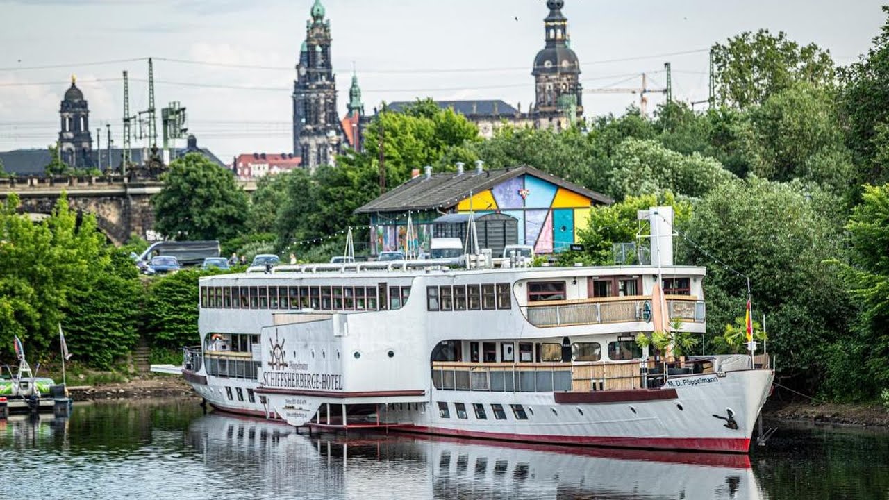 Schiffsherberge Poppelmann | Dresden, Germany | Hotel Review🏠