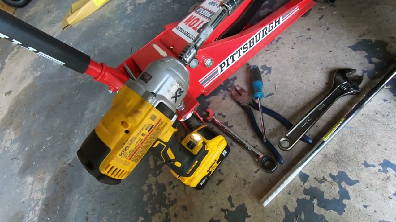 Change Rear Shocks LEXUS GS350 (2013-2015)