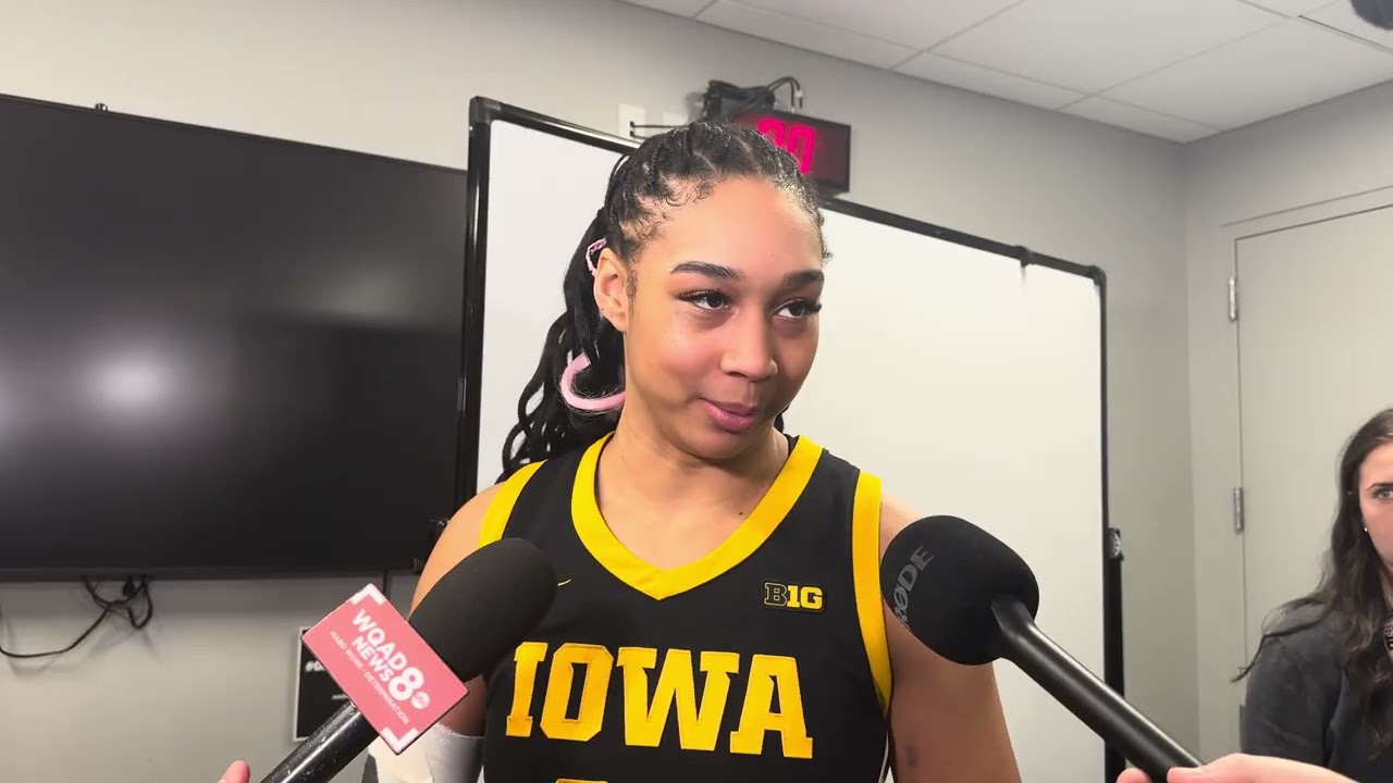 Ханна Стулке после поражения от команды UCLA в финальном матче чемпионата BTT 2026 года.