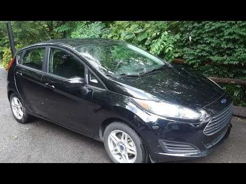 2018 Ford Fiesta SE startup, engine and in-depth tour