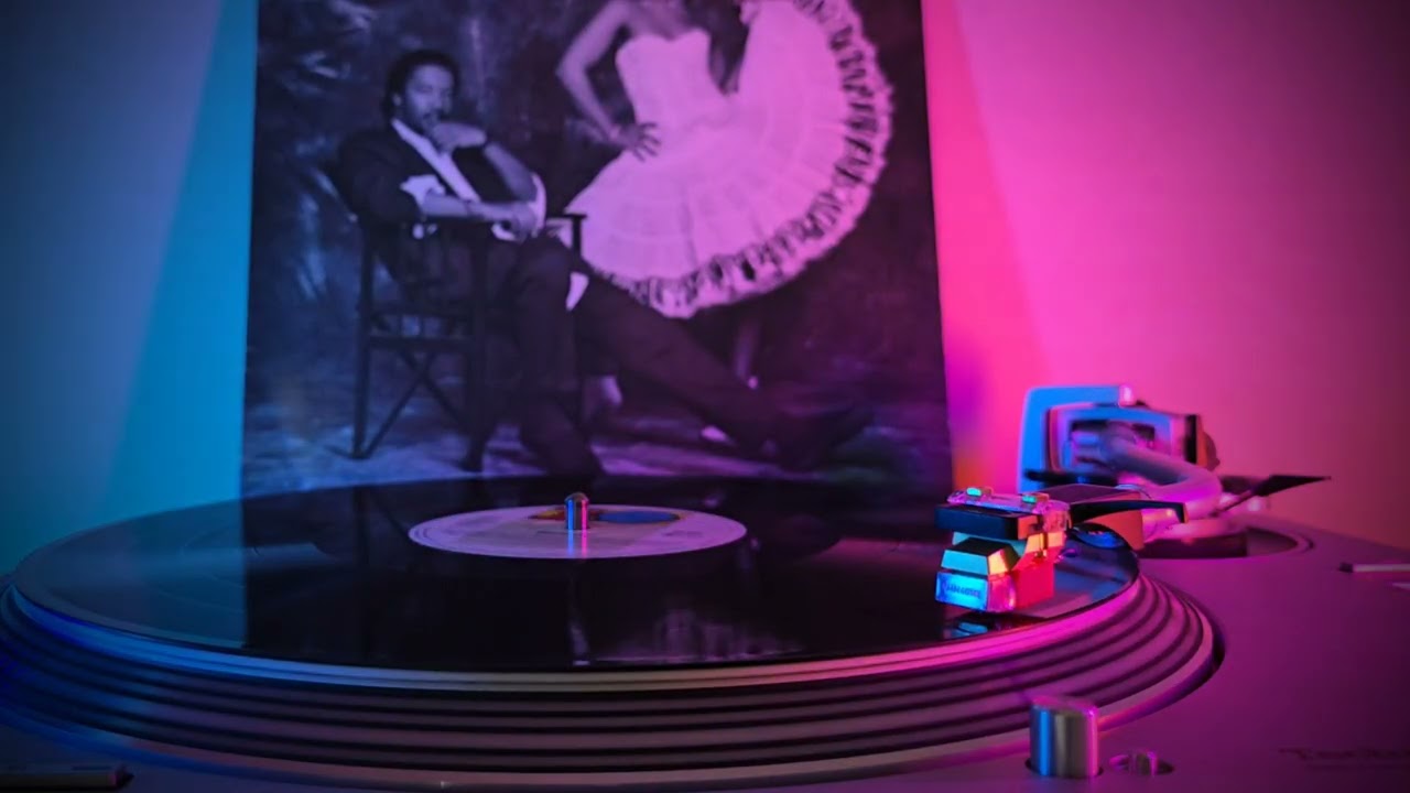 Déjà/Deja (Aurra) - Life - 1987 - YouTube