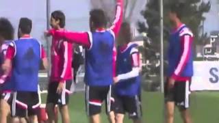 Cristiano Ronaldo shows incredible speed in relay race at Real Madrid training 13/03/2015