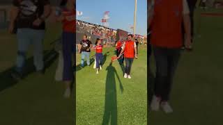 Sunny Leones Epic Surprise At The Cricket Stadium Will Leave You Speechless