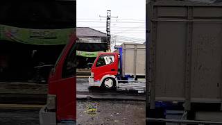 merrah. #trukindonesia #automobile #supirtruk #trukmania #trukoleng #truk #trukdump #trukmolen #ses