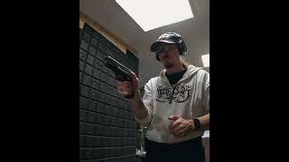 Trick z nabojem #strzelectwo #strzelanie #fakegun #shootingrange