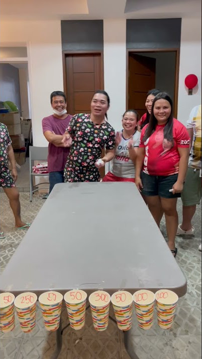 Christmas Eve Games!😀 Roll the Pingpong Ball (December 24, 2021)  Mark