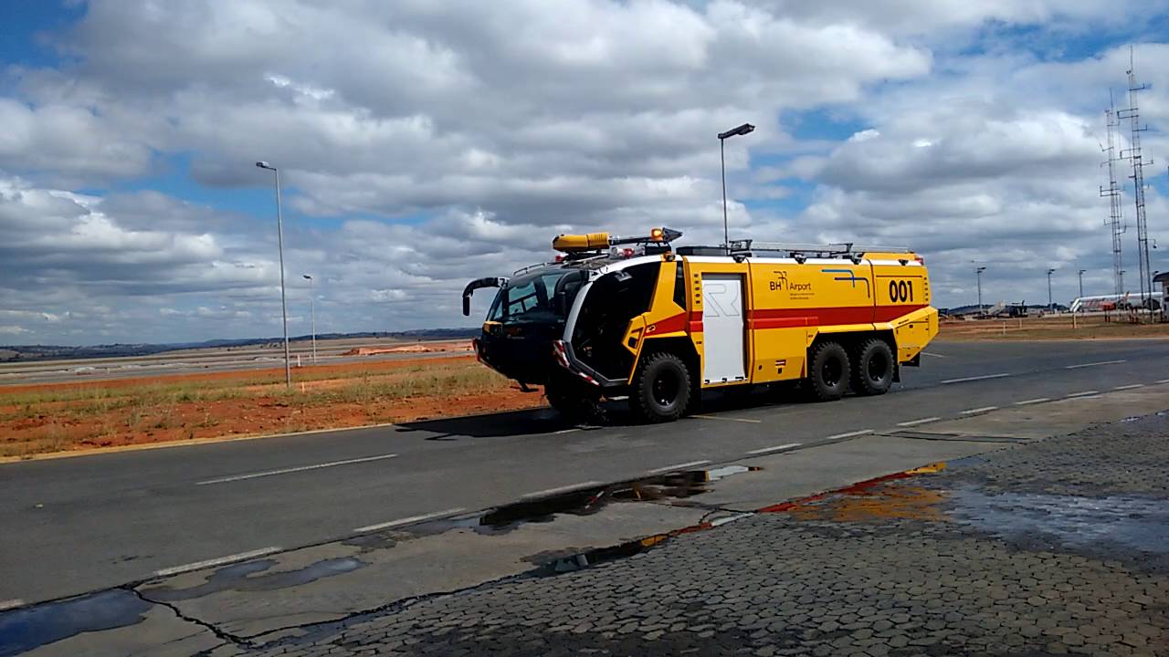 chegada-do-carro-de-combate-a-inc-ndio-bh-airport-youtube