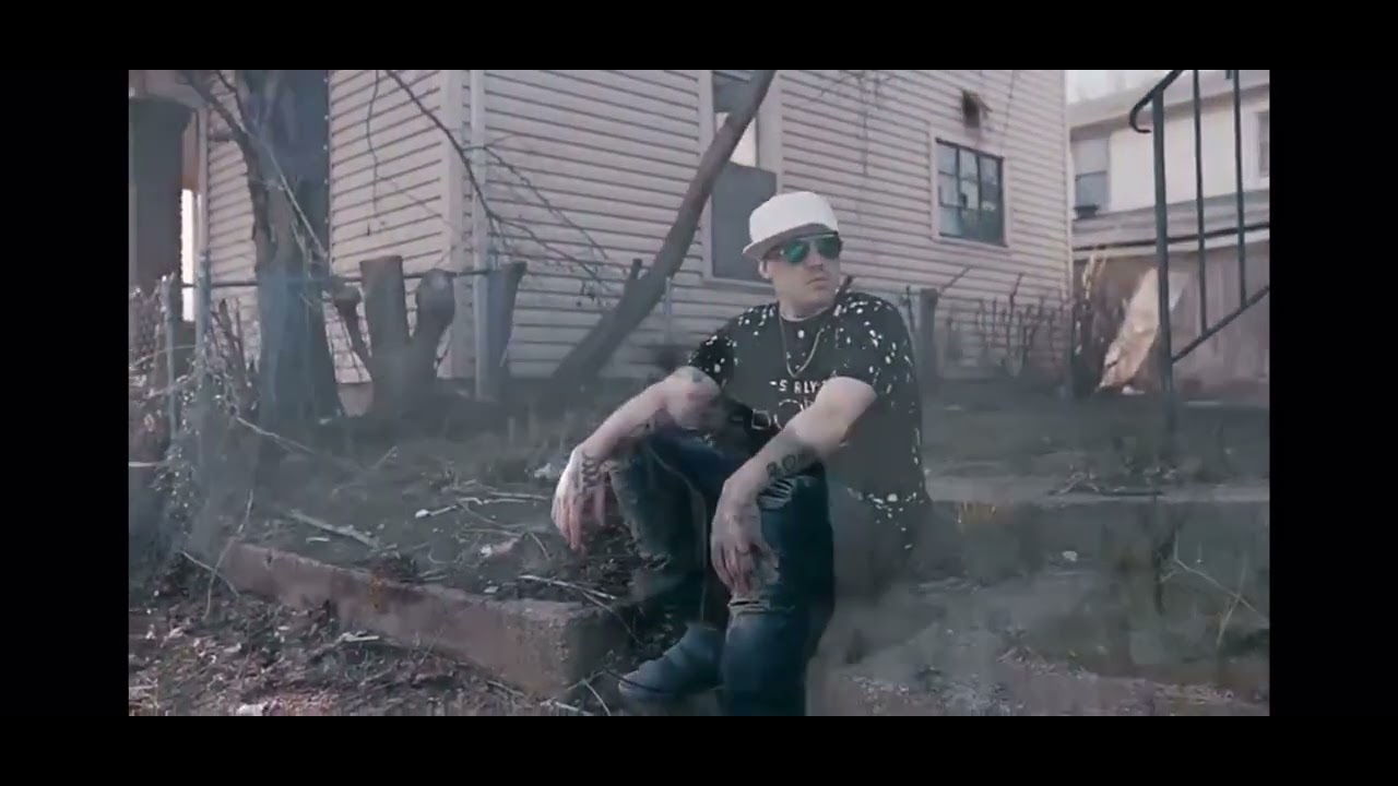 No Space - 26 Pythagoras (Dedicated to JD Burns)