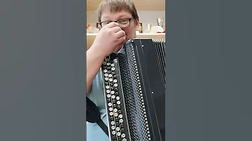 Самый быстрый разбор частушек на баяне 