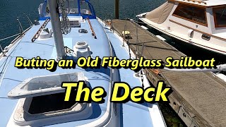 Buying an Old Fiberglass Sailboat - The Deck