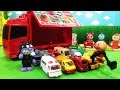 はたらくくるま トミカトラックが働く車をいっぱい持って来たよ！アンパンマンやトミカのミニカーがたくさん出る子供向け動画 乗り物 ブーブー 救急車 バス ショベルカー のおもちゃが登場する幼児向けの動画