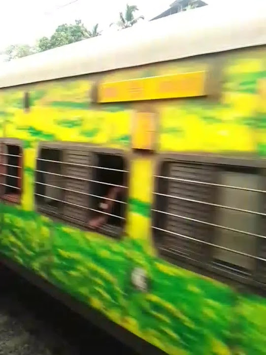 Crossing 13 hours+ late running 12860 Howrah - Mumbai CSMT Gitanjali ...