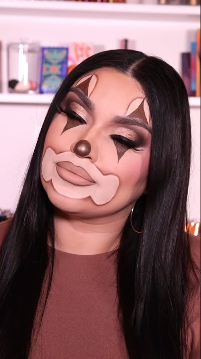 Chola clown makeup 🤎🫶🏼✨ #cholamakeup #clownmakeup #halloween #halloweenmakeuplook #makeup