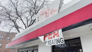 Chicago Scene asks who has the best hot dogs in Chicago?