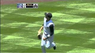 2010/05/30 Gonzalez's diving grab