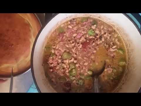 Black Eyed Peas / And Cornbread / Country Cooking