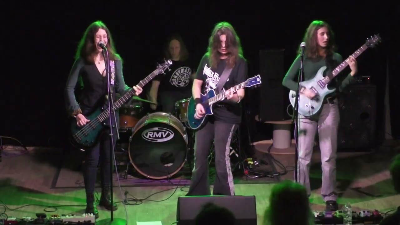 Internal Scream - Cherry Bomb (The Runaways)