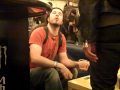 Capture de la vidéo Hypnogaja Hangs Out Late Night In A Sxsw Artist Lounge