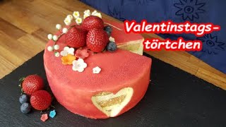 Erdbeer-Frischkäsetorte mit Velvetfinish zum Valentins- oder Muttertag / Videoanleitung + Rezept