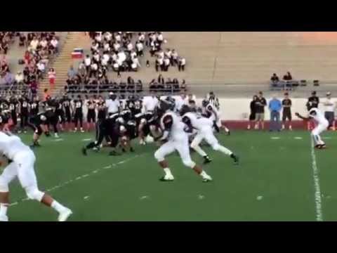 Shaw tosses one Canyon defender into another, picks up 4 more yards!