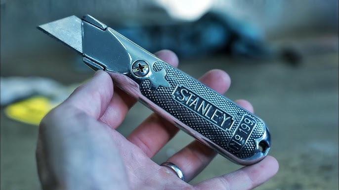 Stanley Safety Knife with Straight Blade