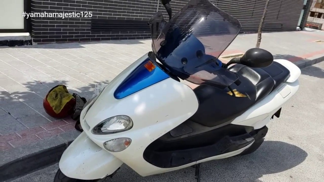 Review yamaha majesty 125cc moto fiable - YouTube