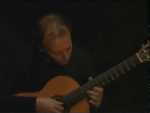 Fur Elise on classical guitar performed by Eddie B...