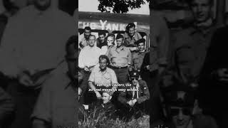 De bus uit Dachau | ANDERE TIJDEN
Eind april 1945 wordt concentratiekamp Dachau door de Amerikanen bevrijd. Terwijl verschillende landen in rap tempo transport regelen om landgenoten naar huis te halen, doet Nederland niets. Een groep van 18 Nederlandse mannen neemt het heft in eigen hand en reist zelf terug in een door de Amerikanen geschonken bus.
Andere Tijden, het geschiedenisprogramma over (bijna) vergeten gebeurtenissen uit de recente geschiedenis. Andere Tijden wordt gemaakt door de NTR voor NPO2. Check onze site voor alle afleveringen. De bus uit Dachau | ANDERE TIJDEN