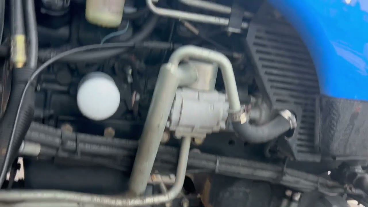 Traktor NEW HOLLAND 3040