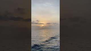 سورة الكهف - (الاية ١٠٩) - sea water sunrise like islam alhamdulillah