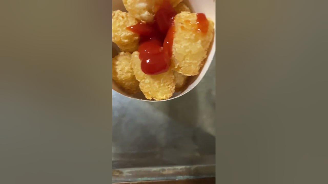 footlong-chili-cheese-dog-with-tater-tots-yummy-youtube