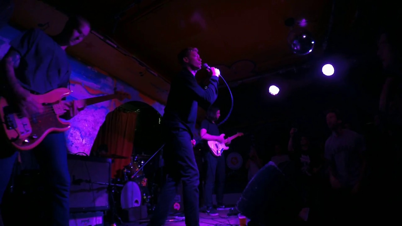 Ver Bad Breeding - Remembering - Live @ Shacklewell Arms 08/07/2017 (4 of 14) en YouTube Ver Bad Breeding - Remembering - Live @ Shacklewell Arms 08/07/2017 (4 of 14) en YouTube