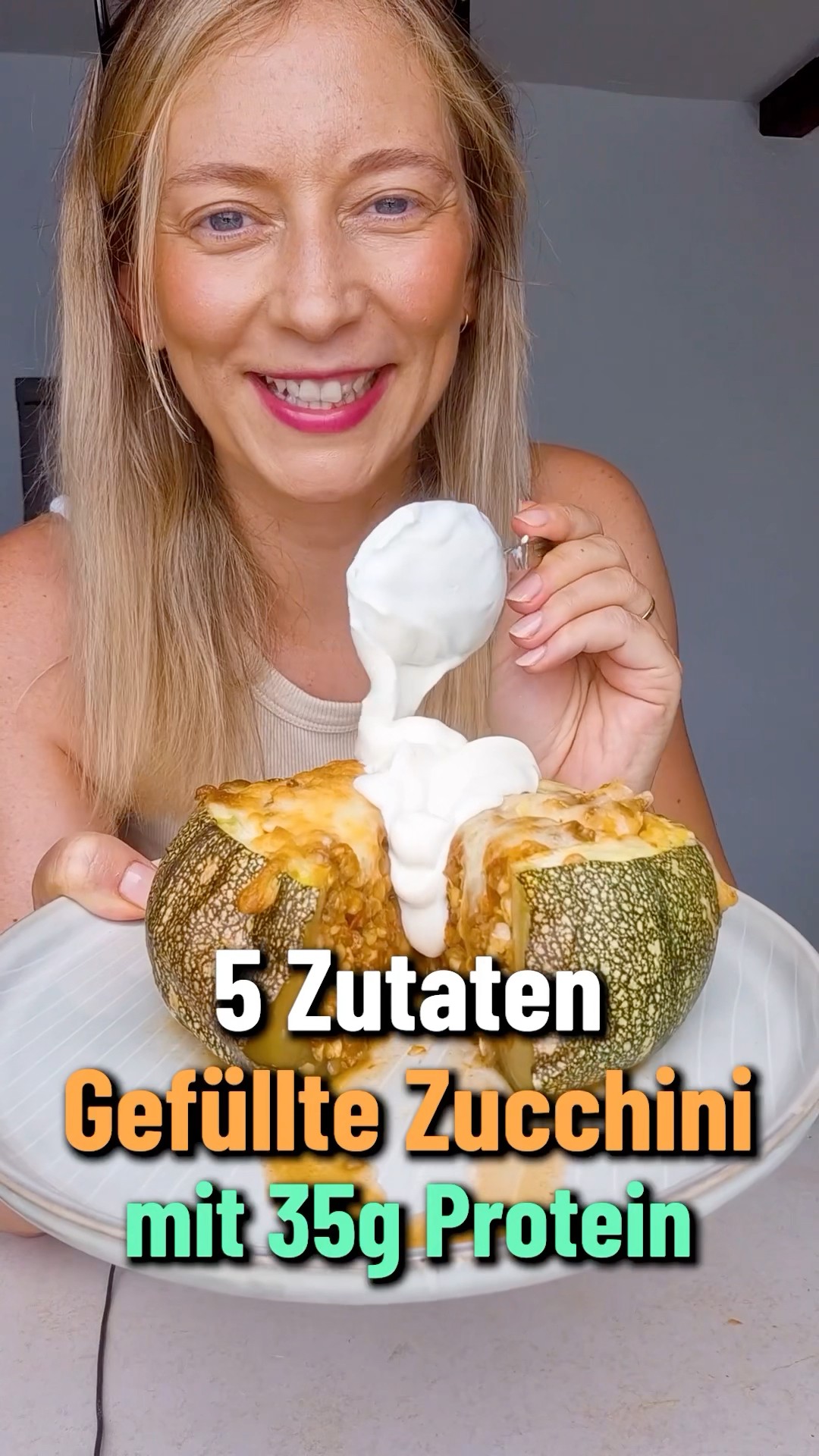 Gefüllte Zucchini mit Hack | 5 Zutaten, gesund &amp; einfach - YouTube