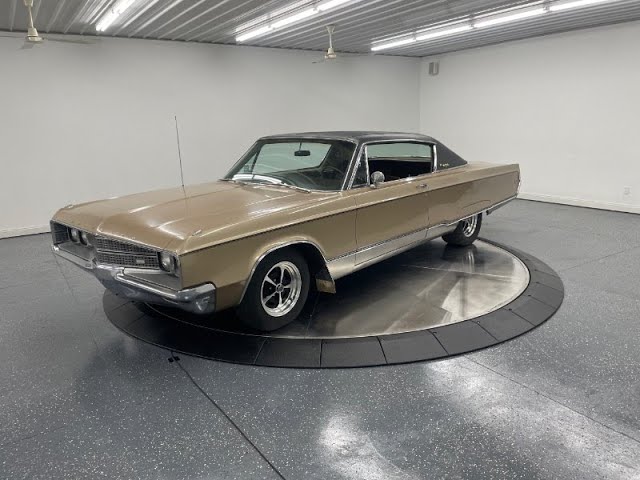 ne② 1968 Chrysler New Yorker two-door hardtop for sale at Kinion