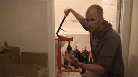 Making Pinot Noir from a kit - Part 3: Final Measurements, SO2 Test, Bottling & Oak Experimentation