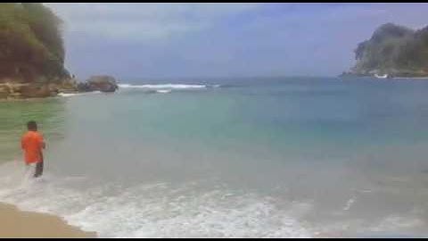 Pantai Pangi Blitar Jawa Timur