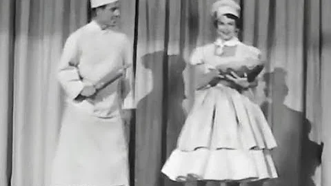 Fun With Music Day: Cooking w. Minnie Mouse (w. Ru...