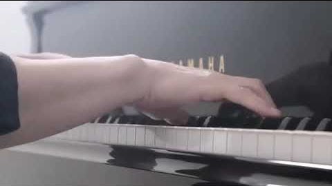 Treble Clef G and Middle C| Free Beginner Piano Lessons