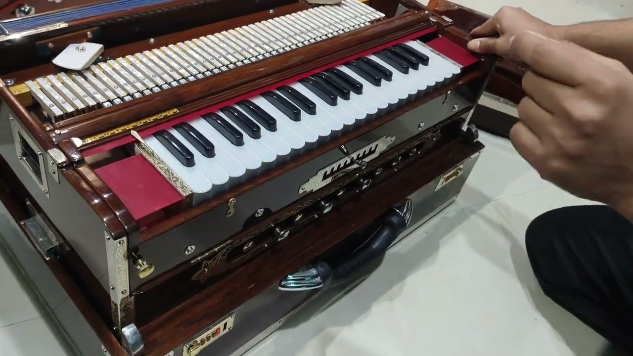 3 line scale changer harmonium (Kolkata model).                   #harmonium #kolkata #music #viral 