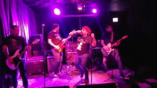 Chicago punk band The Homicidols performing Agua De Horifico live at Cole's Bar.
