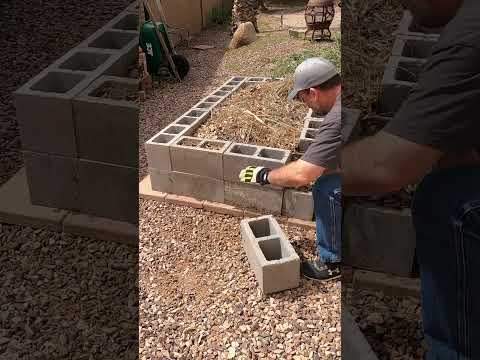 فيديو: البستنة بالنسيج: كيفية استخدام الملمس في الحديقة