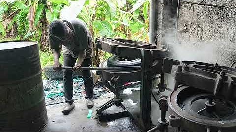 How to change  ringtread on tyre casing by recap // The most Amazing process of retreading old tyre