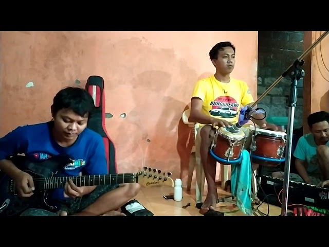 cek sound super mantul mengapa manusia tiada sama (tirai cinta-rita sugiarto) class=