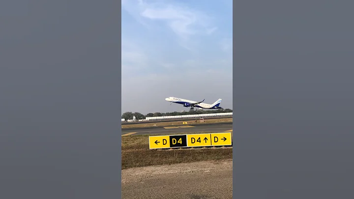 AirBus-321 Neo TakeOff |IndiGo| #shorts #viral #trending #youtubeshorts #shortvideo #indigo #takeoff