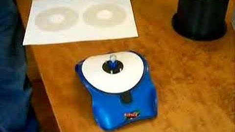 How to apply a CD label