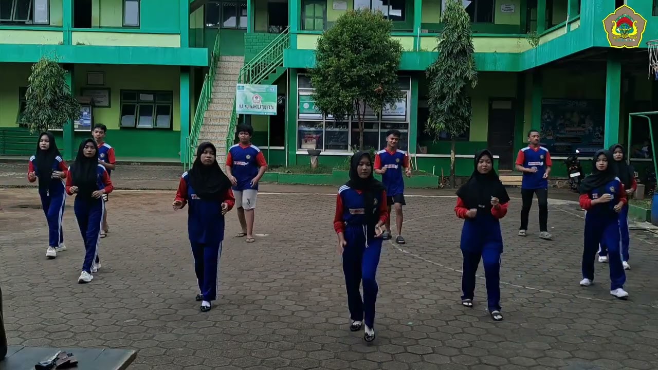 Aktivitas & Dokumentasi PJOK X B 2025