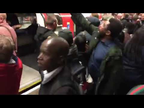 ლონდონის მეტროში შეტაკება მოხდა