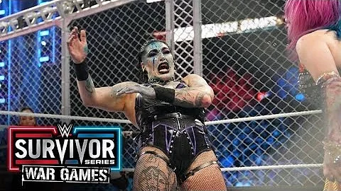 Asuka used Green Mist to blind Rhea Ripley with the poison Mist #wwe #survivorseries #rhearipley 