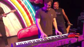 The Wiggles Giraffe Soundcheck