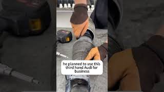 Audi Q7 shock absorber leaks, how to repair it? #automobile #car #shorts #diy #carrepair #repair
